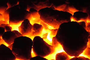 O coque surge da queima do carvão mineral.